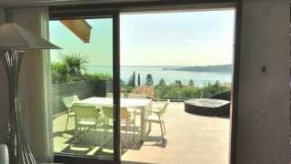 preview picture of video 'Padenghe sul Garda, Attico con Splendida Terrazza Sospesa sul Lago'