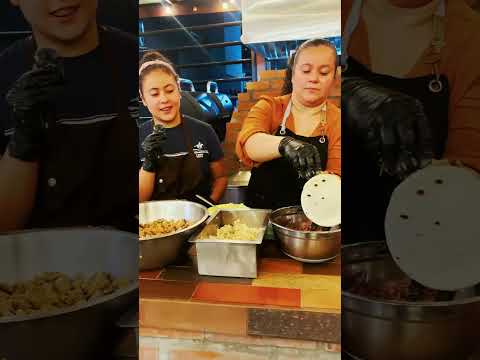 Arepas mixtas bien trancadas para ti #shorts #armenia #quindio #youtube #youtubeshorts