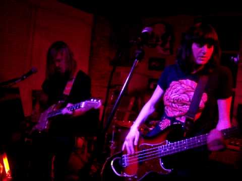 Band of Skulls - Friends @ Petit London 2010