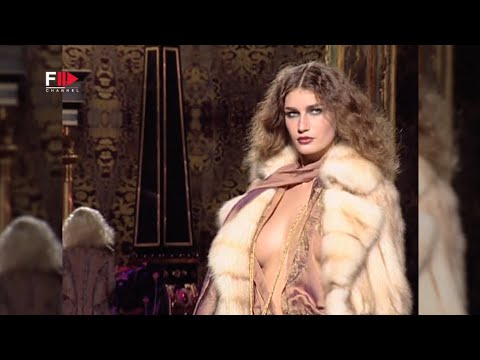 Vintage in Pills ROBERTO CAVALLI Fall 2004 - Fashion Channel
