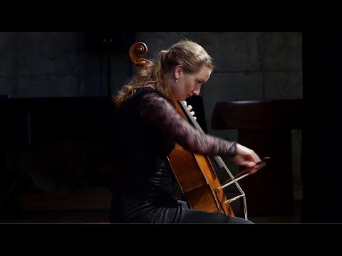 Bach - Cello Suite No. 2 in D Minor BWV 1008, Prelude; Eva Lymenstull, original baroque cello 4K
