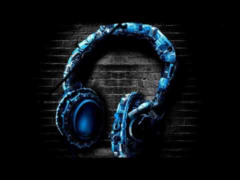 Won't Look Back VS Give It To Me