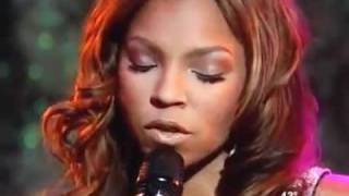 Ashanti - 'This Christmas' (Live) with lyrics