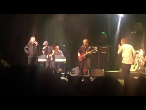 Brian Johnson, Paul Rodgers e Robert Plant - 