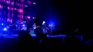 Mick Hucknall, Prag ; Tell it like it is (2)