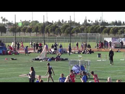VarB 800m vs Huntington Beach 3-23-17 - Los Alamitos Boys