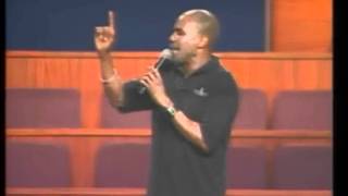 Bishop Noel Jones Dont get it twisted clip2