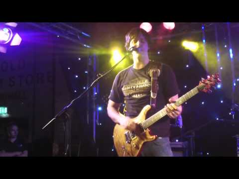 Three Minute warning ,Iron maiden/blondie mashup