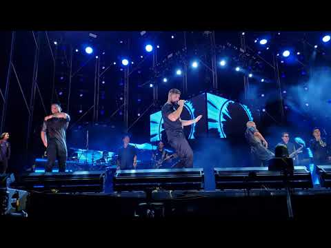 Ricky Martin concierto live en Cádiz - DROP IT ON ME / SHAKE YOUR BON-BON 31.8.18 (1.fila front row)