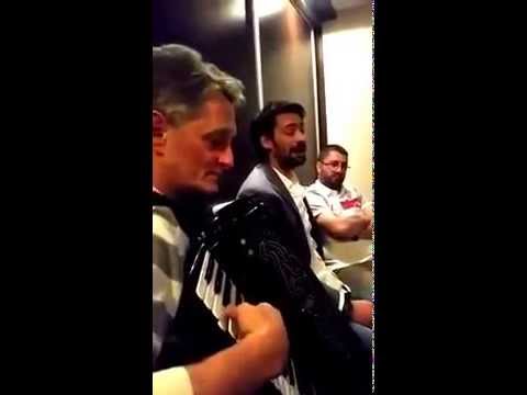 Sazdade se crni oblak  - Milan Vasic &  Slavkoni (harmonika) 01Jan2015 01:15