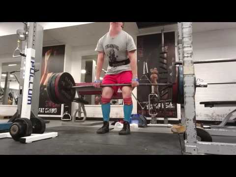 2017-02-11 200kg deadlift,  attempt 2