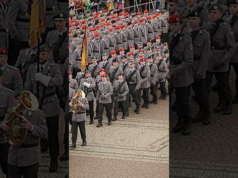 Ehrenzug der Offizierschule des Heeres (OSH Dresden) 🦅🇩🇪#bundeswehr #militär #soldaten #marsch
