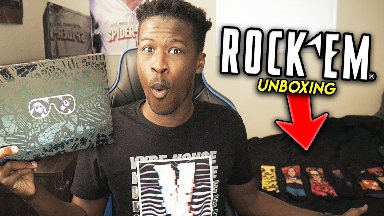 WWE ROCK 'EM SOCKS UNBOXING!! (MACHO MAN BOX SET)