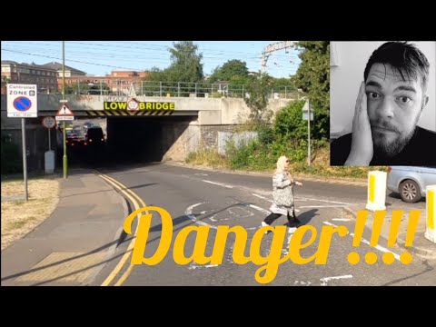HGV | How to avoid low bridges!!!