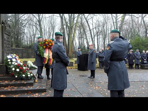 Volkstrauertag 2025 Jüdischer Friedhof Weißensee Kranzniederlegung