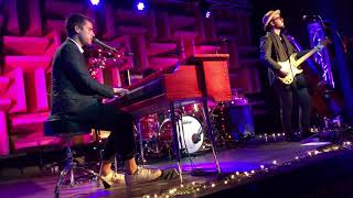 Jon McLaughlin - Christmas Time Is Here (Indy 12/29/17)