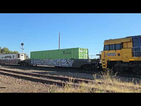 6PM7 PN Linfox Express to Melbourne,  8/4/24, Stawell