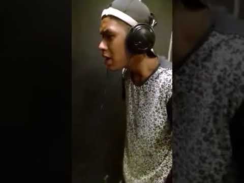 Mc LK da Baixada família da uma atenção pro meu parceiro 🤞😍