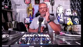 Using the Transport Button on the Rane Seventy with djay pro.