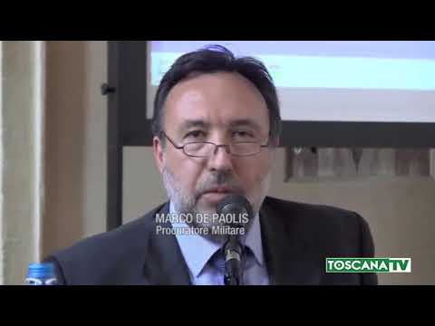 2017-12-03 FIRENZE - BANDIERA IN CASERMA CC USATA DA NEONAZISTI, SI INDAGA