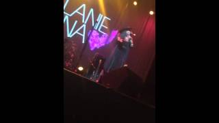 Melanie Fiona- Bones live