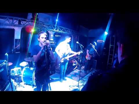 O Paralelo Projeto - Smells Like Teen Spirit @ Queen 2015