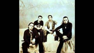 Sauze - Estatuas de sal. [Nada tiene sentido - 2008]