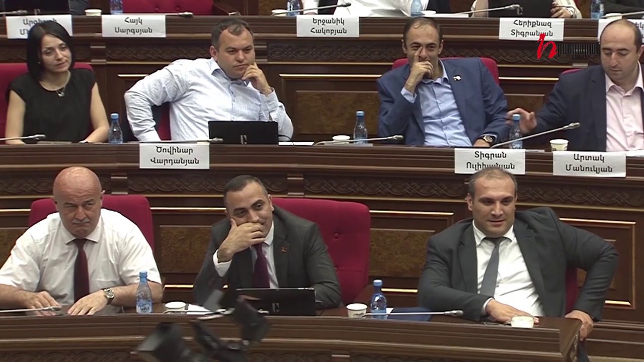 «Իմ քայլից» մի քանիսը բանագնացների միջոցով մեղա են եկել Ծառուկյանի դեմ