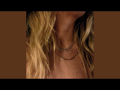 Lyrics For Golden Thing By Cody Simpson Songfacts