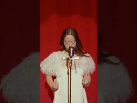 🧑‍🎄👶 santa baby will be yours tonight and the music video will be out tomorrow at 10am EST !!