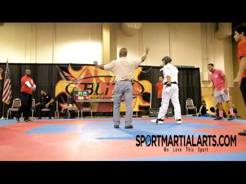 Kevin Walker v Michael di Loreto - 2013 BLITZ Championships - Mens Sparring Grands