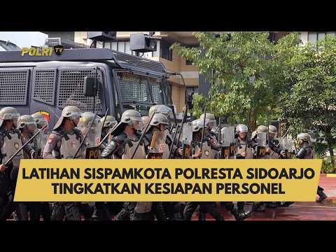 LATIHAN SISPAMKOTA POLRESTA SIDOARJO TINGKATKAN KESIAPAN PERSONEL