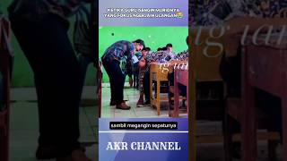 Download lagu KETIKA PAK GURU ISENGIN MURIDNYA YANG FOKUS NGERJAIN ULANGAN mp3 Download lagu KETIKA PAK GURU ISENGIN MURIDNYA YANG FOKUS NGERJAIN ULANGAN mp3