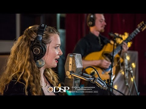 Echo Sessions 56 - Queen Bee and The Honeylovers - The Legend of Zelda Fitzgerald