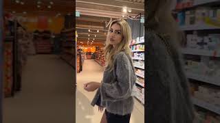 スカートの下をガッツリ見てください//// #tiktok #shorts #short