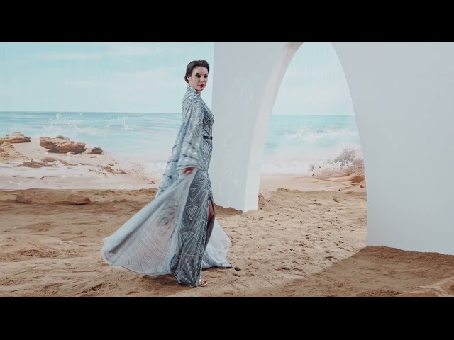 فستان تول فاخر بلمسات من الرقي والأناقة