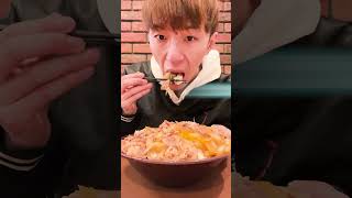 ガリガリ男が人生初のキング牛丼食べた結果ｗ