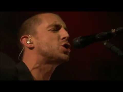 The Last Shadow Puppets - Standing Next To Me - Live @ Studio Brussel Club 69 - HD