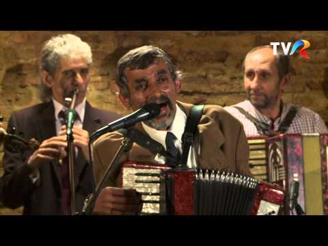 Caliu din Clejani şi taraful său - Dragostea de la Clejani (@Politică şi delicateţuri)