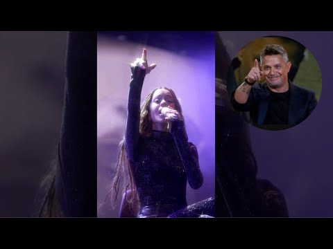 ASÍ TINI SORPRENDIÓ CANTANDO UN COVER DE CORAZÓN PARTÍO Y ALEJANDRO SANZ LA FELICITÓ