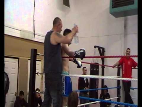 Steven Roberts Muay Thai fight