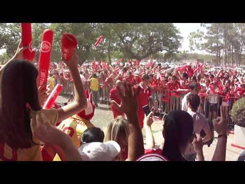 "Inter chegando para o GRE-NAL" Barra: Guarda Popular • Club: Internacional