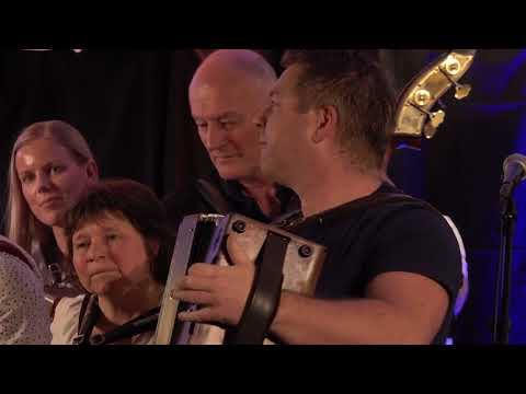 Arnastrilen toraderlag - Nonnao i agurkåkeren av Arve Bjørn Røneid