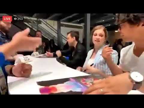 Bob Morley and Eliza Taylor sdcc