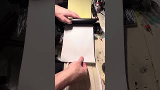 Two methods on how to load paper into a thermal printer ( Phomemo )