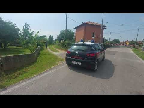 Anziana falciata e uccisa mentre attraversa al passaggio a livello