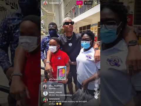 Kidi's full performance at Oswald's school (Christ Ambassador School of Excellence)