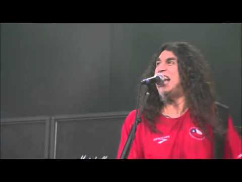 Tom Araya says VIVA CHILE MIERDA