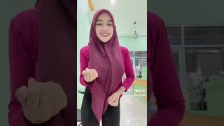 Download lagu TIKTOK JILBAB LEGGING KETAT mp3