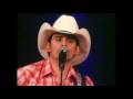 Brad Paisley - Little Moments - Live